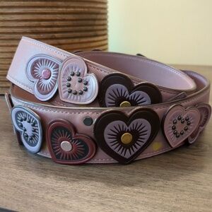 Rare Coach Heart Appliqué Novelty Strap Dusty Rose Pink and matching charm